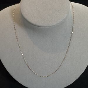 Beautiful 10k GOLD Diamond Cut Mirror Chain 18” ~ Brand New